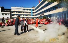 松桃县寨英镇各中小学积极开展 “11·9”消防安全日宣传教育系列活动