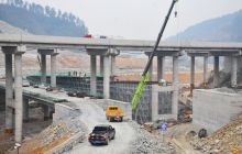 杭瑞高速铜仁西互通竭尽全力保通车