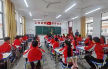 万山交警大队进校园开展交通安全宣传教育活动