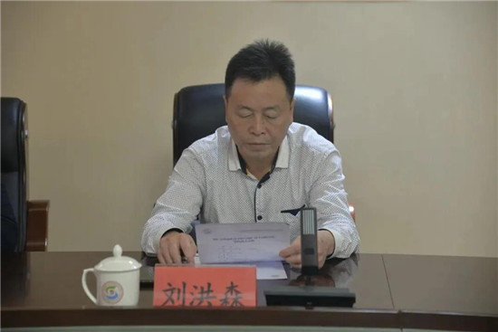 交流发言中,数据职院筹建办负责人刘洪森对铜仁幼专"为仁书院"深厚的