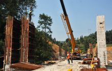 铜仁至梵净山旅游绿道木弄大桥即将完工