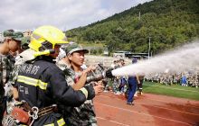 德江一中举行2021年消防安全知识及技能培训 