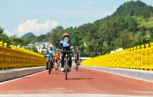 碧江区大坪芒大桥美如画