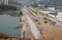 碧江在建落箭坪大桥马岩对面过河不再难