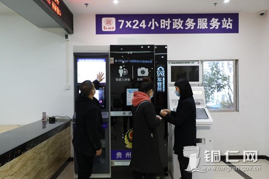梅亚军   摄