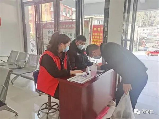 “疫”路前行，思南志愿者彰显青春力量