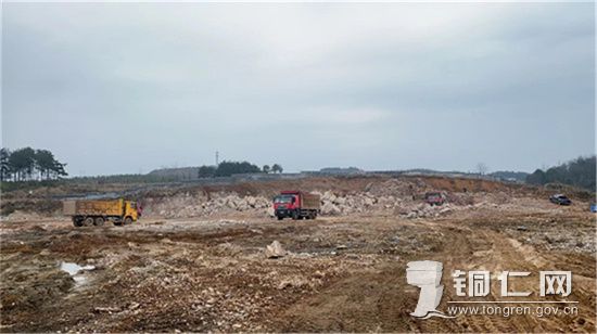 万山区固废循环产业园项目建设如火如荼