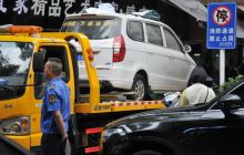 锦江街道大张旗鼓整治消防通道保安全