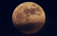 “超级月亮”现身铜仁上空