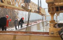 碧江落箭坪大桥架梁