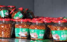 万山德元牌豆豉畅销省内外