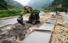 万山区谢桥街道山水林田湖草沙项目建设如火如荼