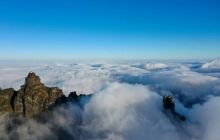 梵净山冬日云海美若仙境