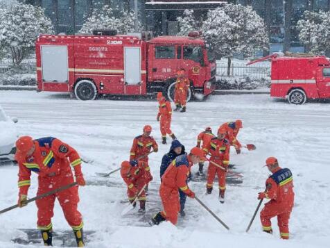 雨雪冰凍災(zāi)害來了……他們是人民群眾的“主心骨”“貼心人”
