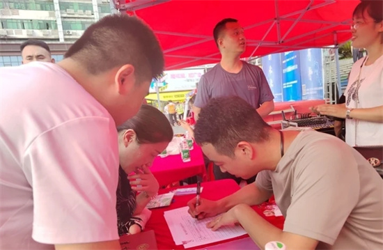 我市举行“百日千万招聘专项行动”