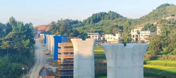 【深度】“紅色引擎”賦能：快馬加鞭建設(shè)銅吉鐵路