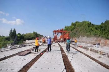 完成80%！松桃这条公路改扩建工程高效推进