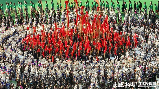 各民族像石榴籽一樣緊緊抱在一起｜貴州譜寫民族團結(jié)進步事業(yè)高質(zhì)量發(fā)展新篇章