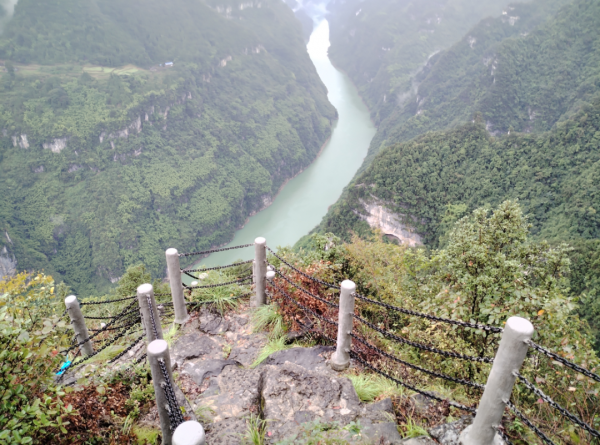沿河：“文和里杯”乌江黎芝峡登山大赛备战酣