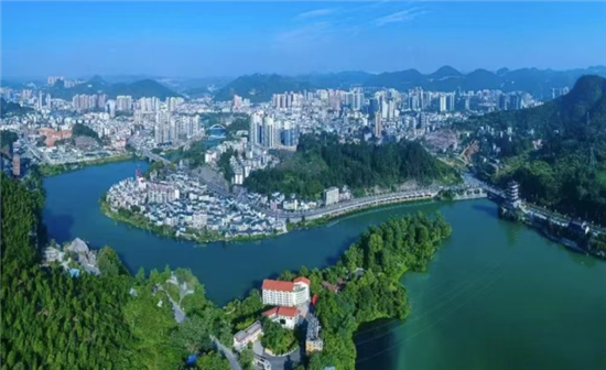 铜仁：绘就山水园林城 铺就民生幸福路