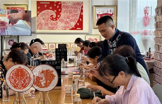 从古老技艺到国潮爆款,铜仁非遗的破圈之路