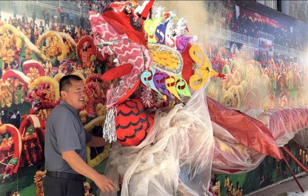 从铜仁工匠到国家级非遗传承人:代鑫以匠心为魂,“扎”就仡佬毛龙传承路