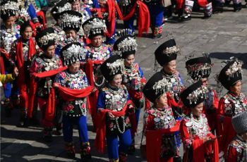 松桃非遗与年味碰出最浓苗年风情