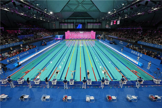 13岁征战全运会决赛 贵州游泳小将吴韵涵的梦想在加速绽放