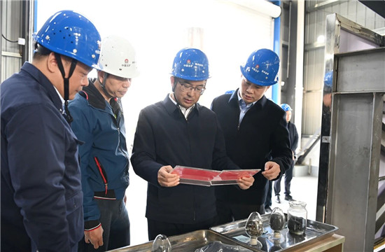 李作勋到贵州金瑞公司宣讲党的二十届四中全会精神和省委十三届八次全会精神并调研 