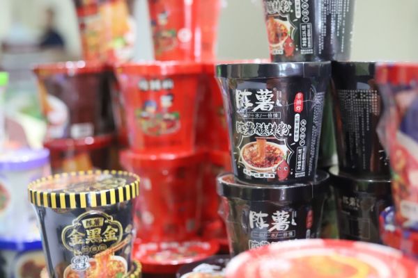 “陳薯”直播間?黔貨出山記