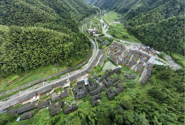 梵净山下桃花源 和美乡村入画来