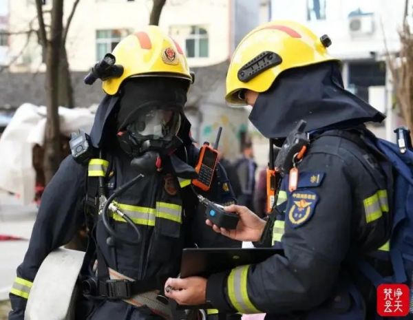 大龙消防开展高层住宅灭火演练