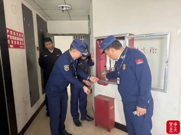 碧江开展高层住宅冬季安全检查