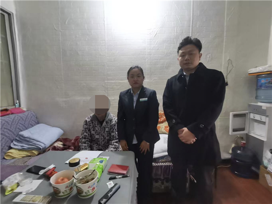 农行德江支行：上门服务破难题 金融助老传温情