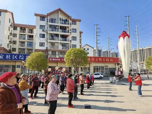 万山搬迁群众的幸福 藏在15分钟生活圈里