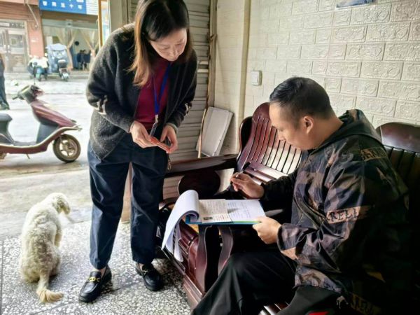 服务沉下去 文明提上来 碧江铜兴街道文明养犬见行见效