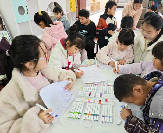 “彩绘心情+游戏互动”，旺家社区给儿童送上心理成长大礼包