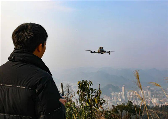 玉屏：“人防+技防”织密森林防火“防护网”