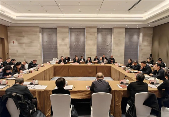 住铜省政协委员分组审议省政协常委会工作报告和提案工作情况报告