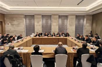 住铜省政协委员分组审议省政协常委会工作报告和提案工作情况报告