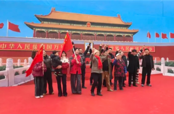 人气爆棚！一幅天安门主题墙绘唤起家国情怀