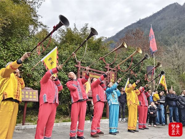 【新春走基层】热热闹闹过新年 游客沉浸式体验欢乐多
