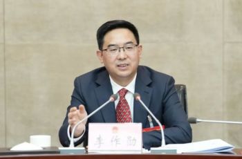 李作勋参加沿河代表团审议