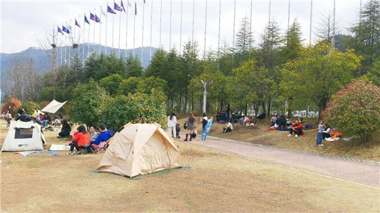 【网络中国节·春节】遛娃好去处！万山亲子打卡地超热闹