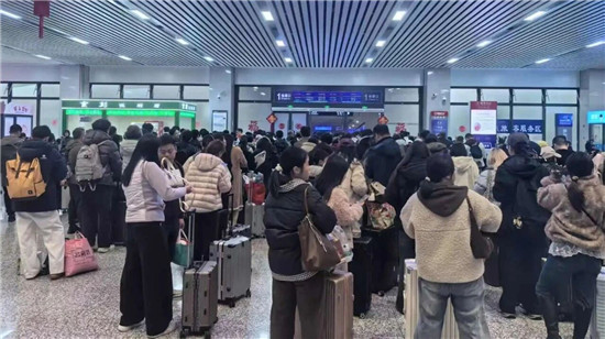 假期收官，铜仁铁路、公路、机场迎来返程高峰