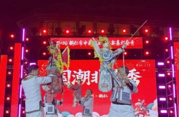 【网络中国节·春节】国潮非遗点亮中南门 新春氛围感拉满