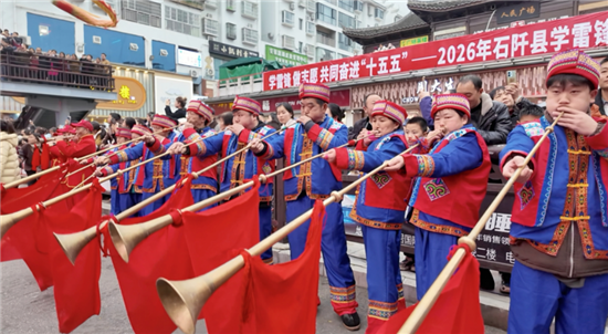 非遗闹新春 石阡“村味”巡游活动热闹启幕