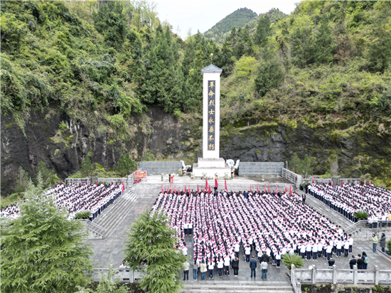【网络中国节·清明】铜仁市多形式开展“追寻·2026·清明祭英烈”活动