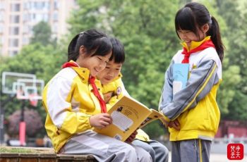 玉屏：校园书香浓