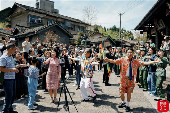 铜仁朱砂古镇解锁工业遗产游玩新体验